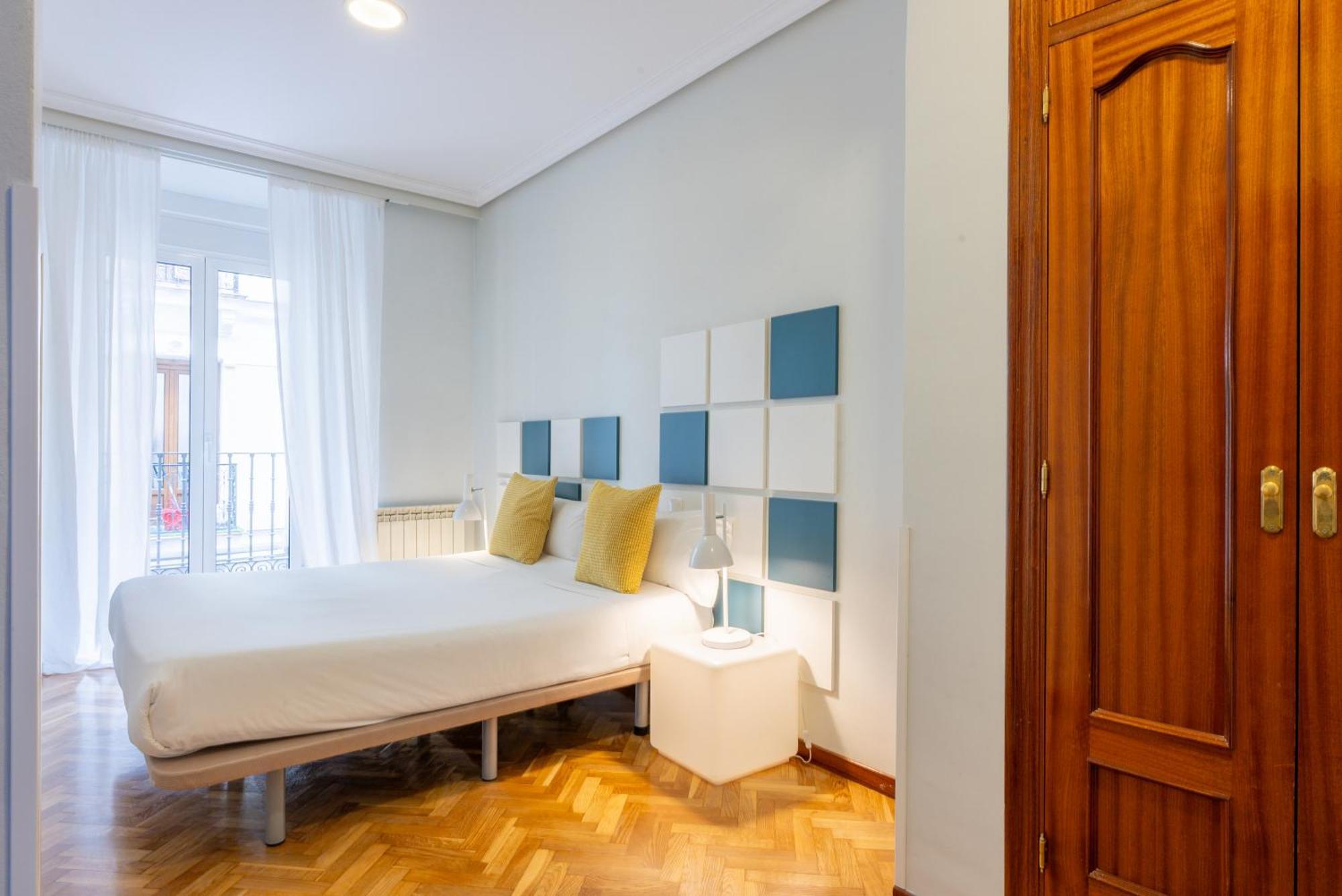 Апарт отель Smartr Madrid Chueca Экстерьер фото