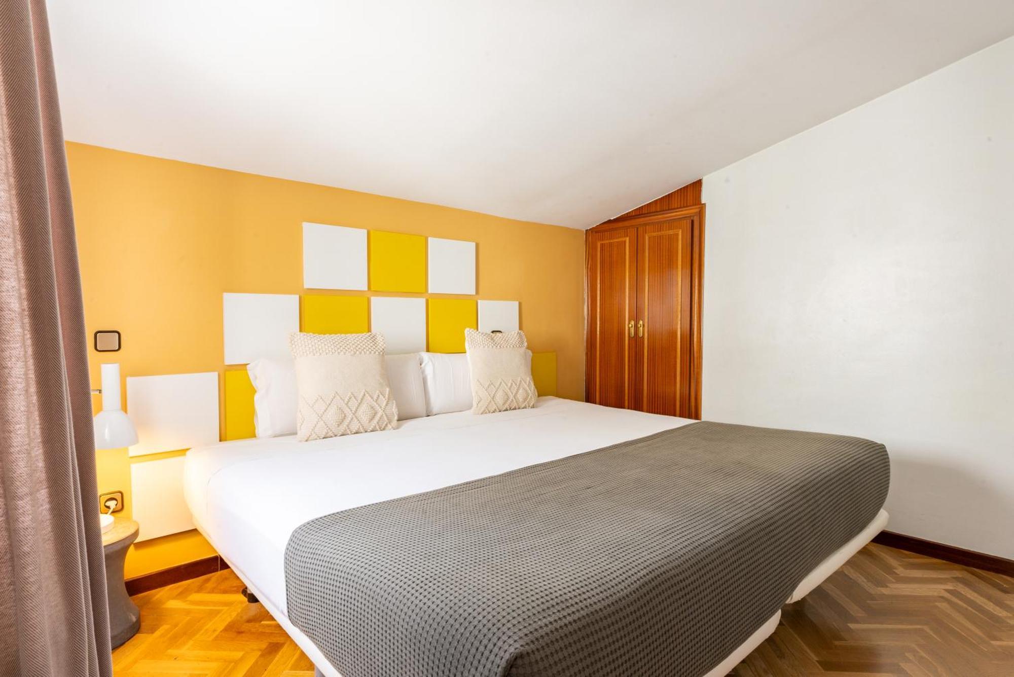 Апарт отель Smartr Madrid Chueca Экстерьер фото