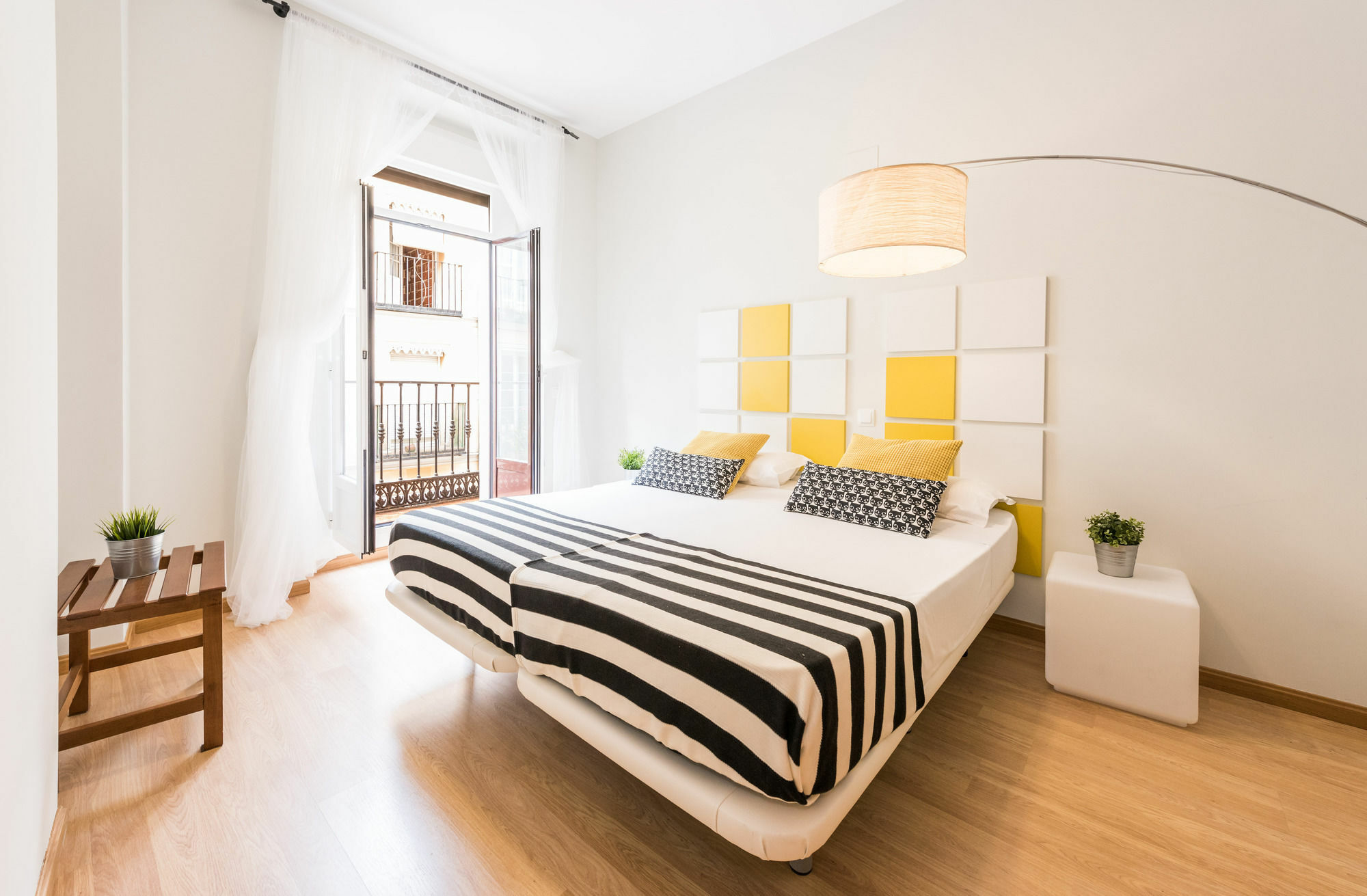 Апарт отель Smartr Madrid Chueca Экстерьер фото